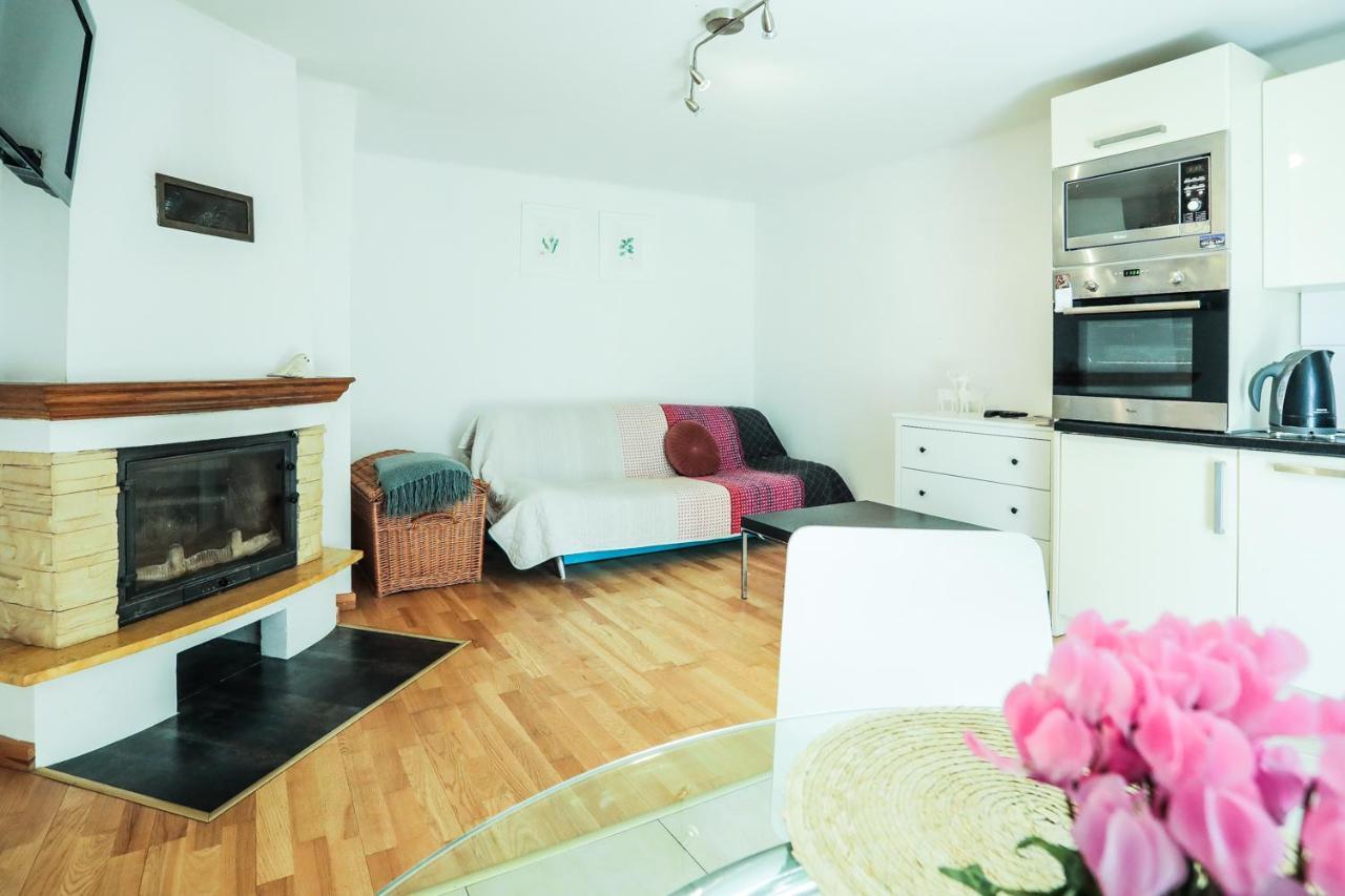Zielono Mi Apartament Z Kominkiem & Pokoje Z Pieknym Widokiem Janowiec Bagian luar foto